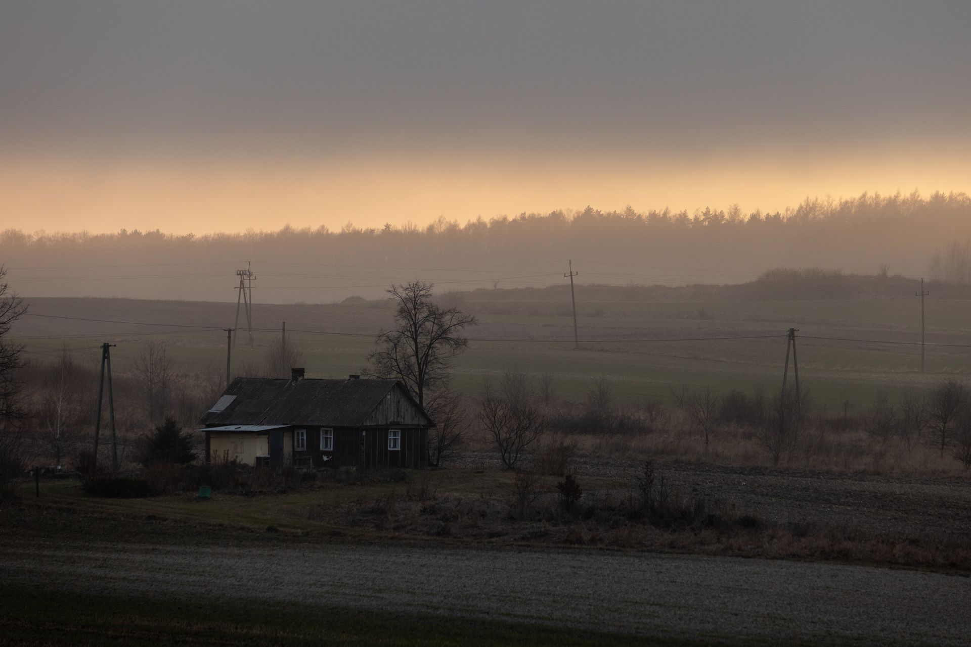 Pogoda nie będzie nas rozpieszczać. Będzie zimno i pochmurno