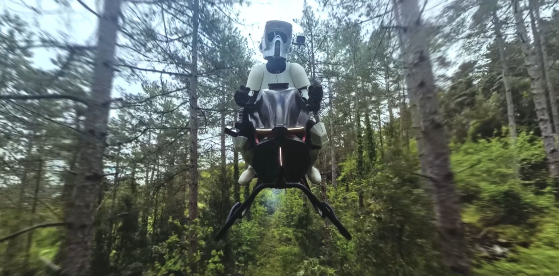 Polak zbudował latający ścigacz z "Gwiezdnych Wojen". Ma napęd odrzutowy