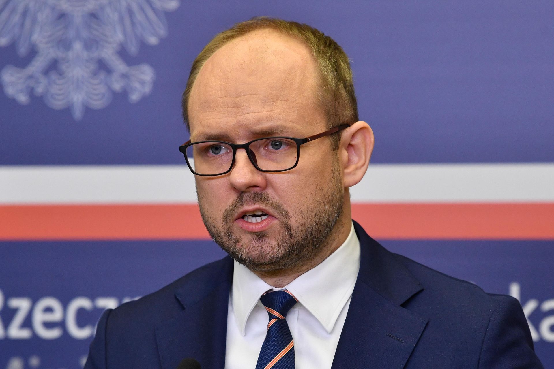 "Trzeba to powiedzieć". W PiS przyznają się do błędu w walce z covidem