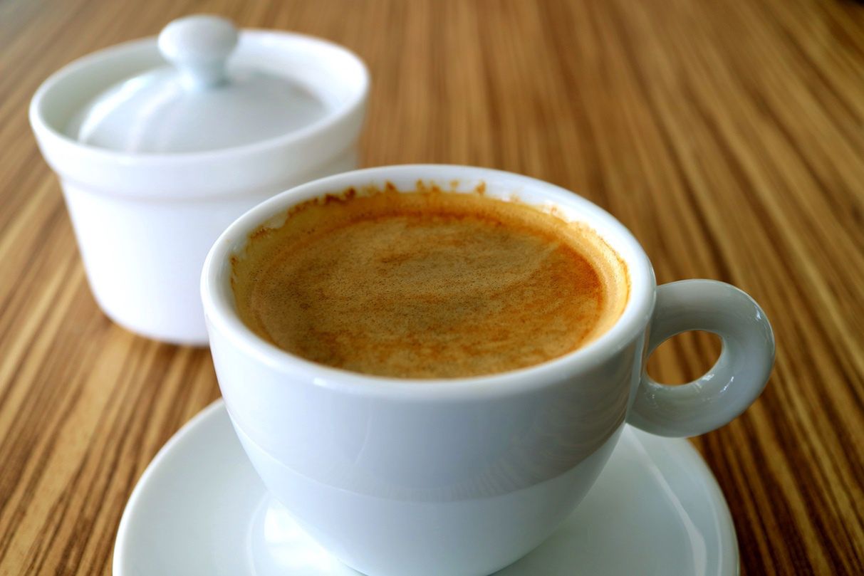 Kawa z tym dodatkiem to hit. Wspiera odporność, a mózg działa sprawnie jak komputer