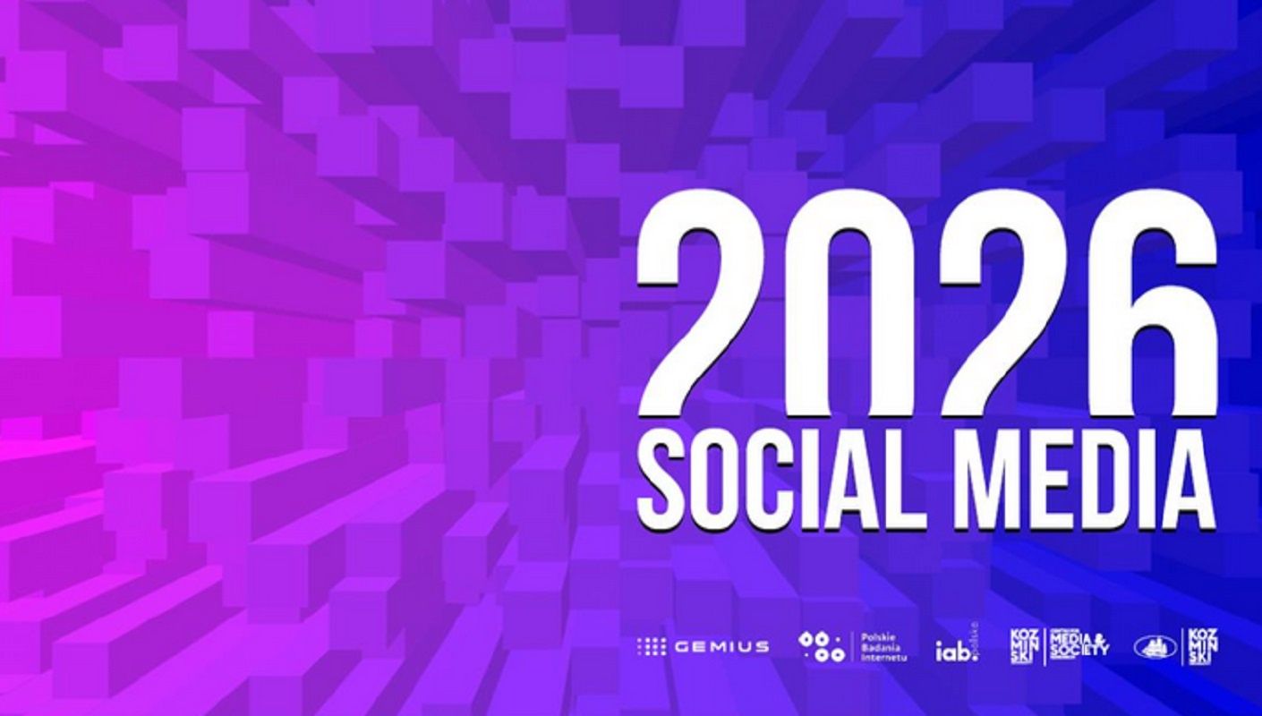 Facebook i YouTube na czele. Polacy spędzają w social mediach już ponad dwie godziny dziennie