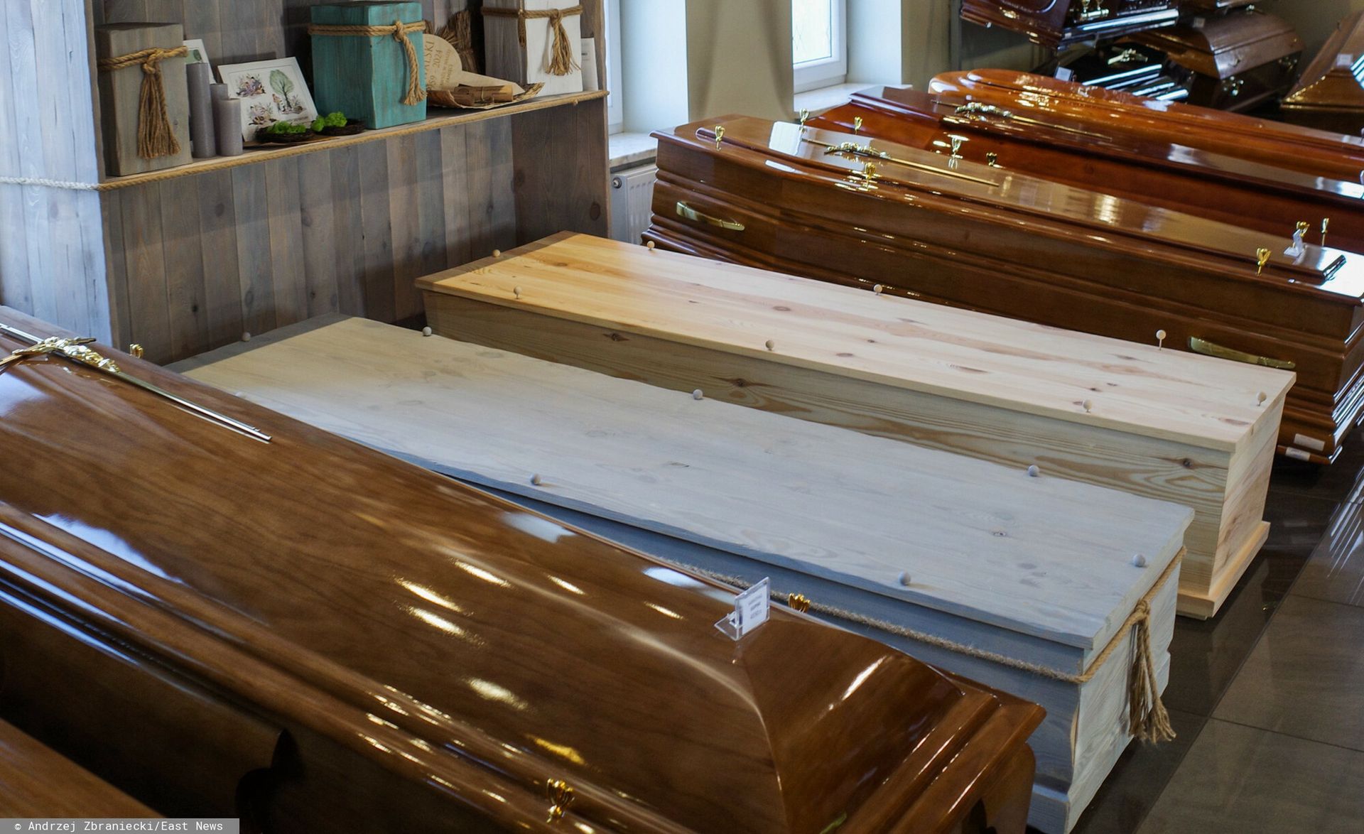 Szok w Tajlandii. 65-latka ocknęła się w trumnie tuż przed kremacją