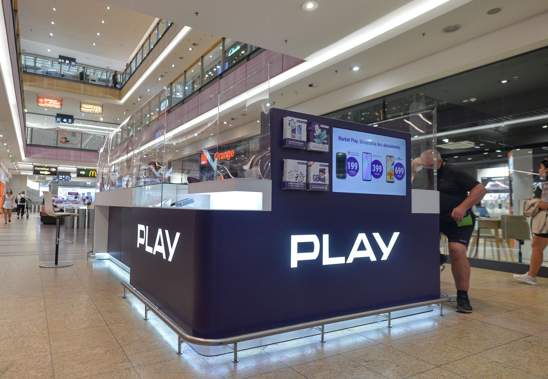 Podszywają się pod Play. CERT Polska ostrzega przed phishingiem