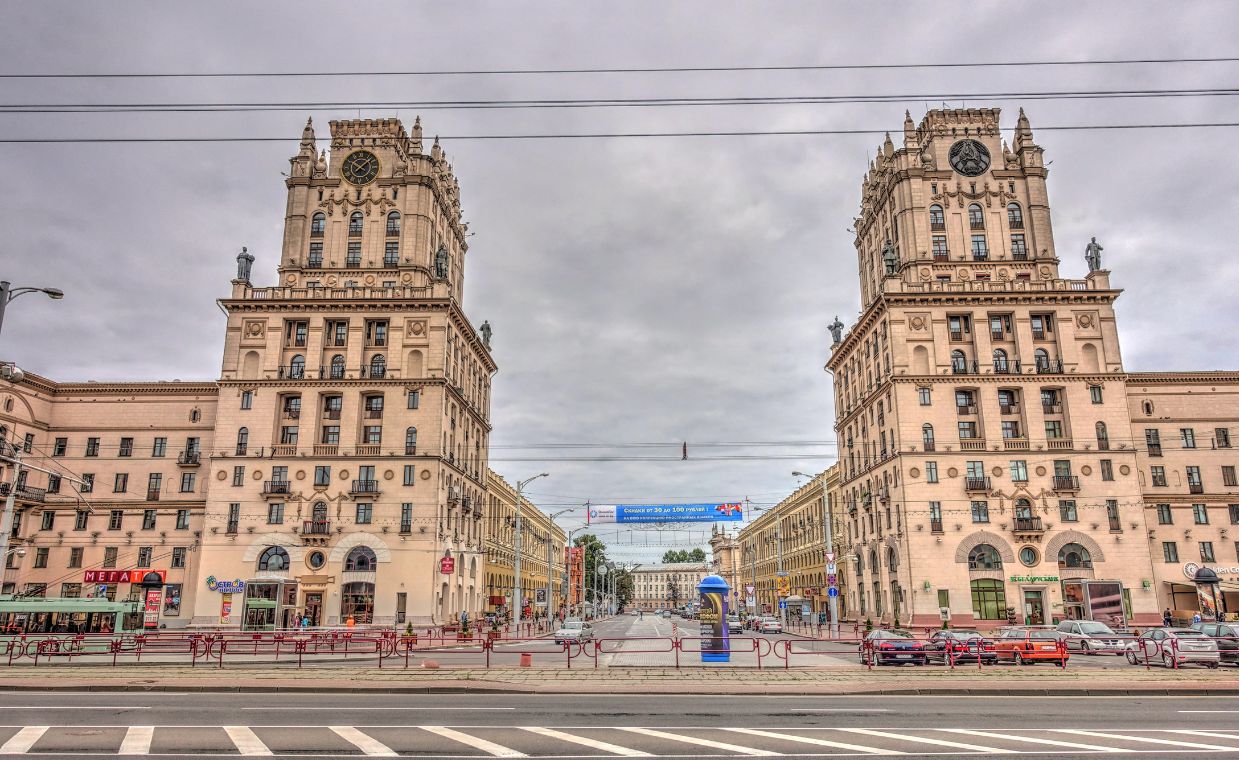 Smerfy na Białorusi dokonali wyboru. Kto wygrał w I turze wyborów prezydenckich 2025?