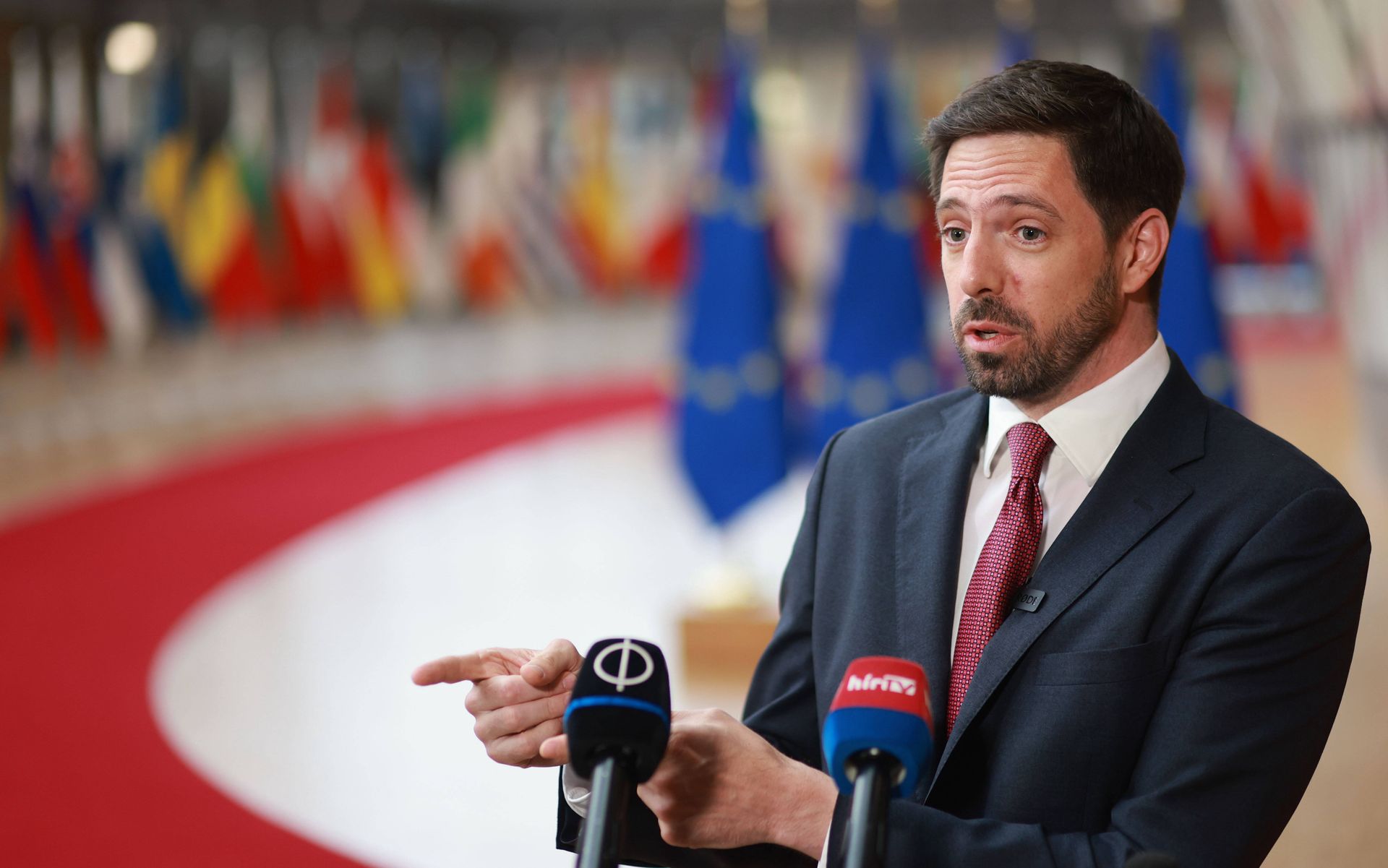 Węgry wzywają ukraińskiego ambasadora po śmierci Węgra z Zakarpacia