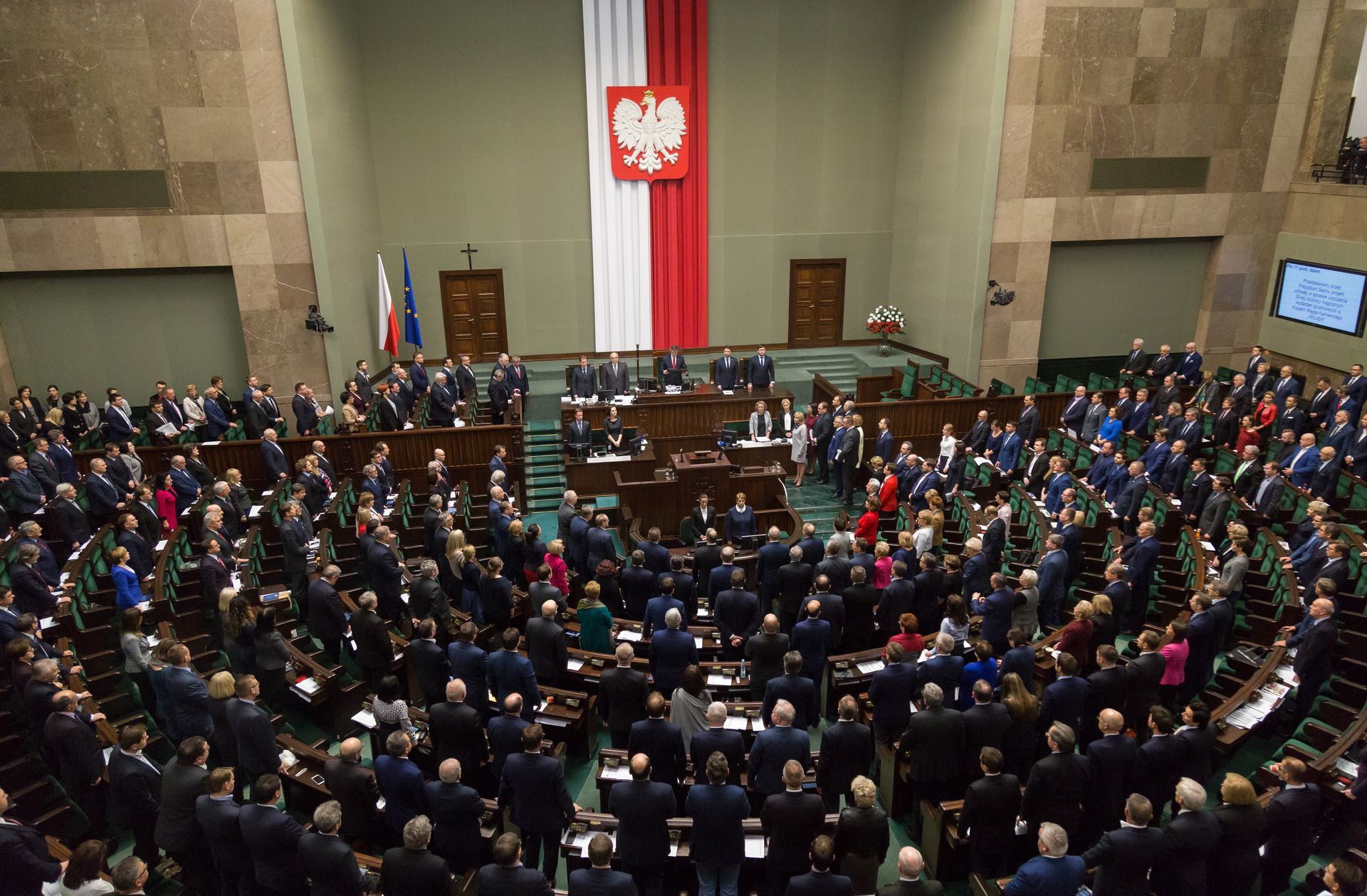 Edukacja zdrowotna. Sprawdzili, czy politycy poślą swoje dzieci