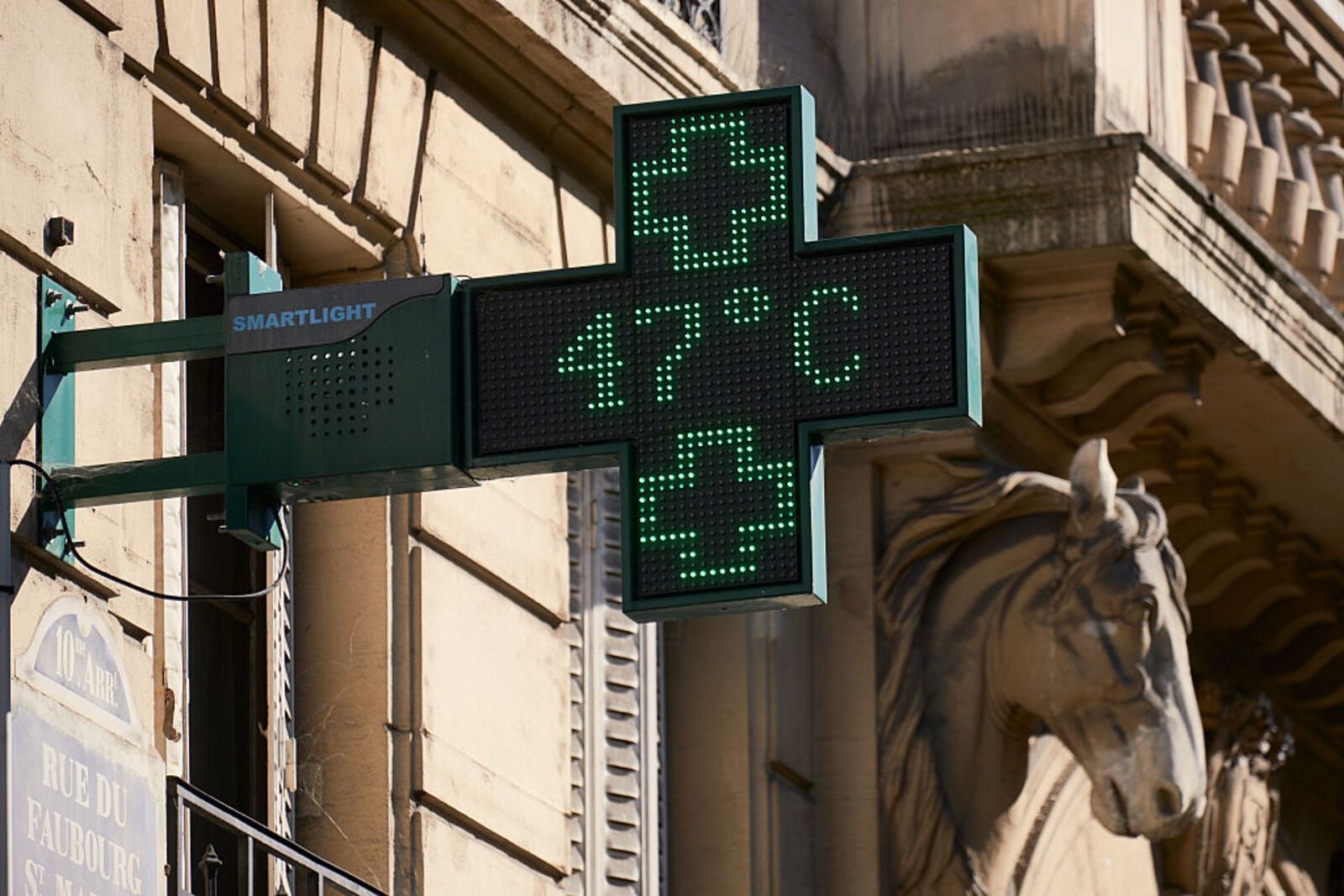 Najwyższy alert pogodowy we Francji. 26 mln ludzi w strefie zagrożenia