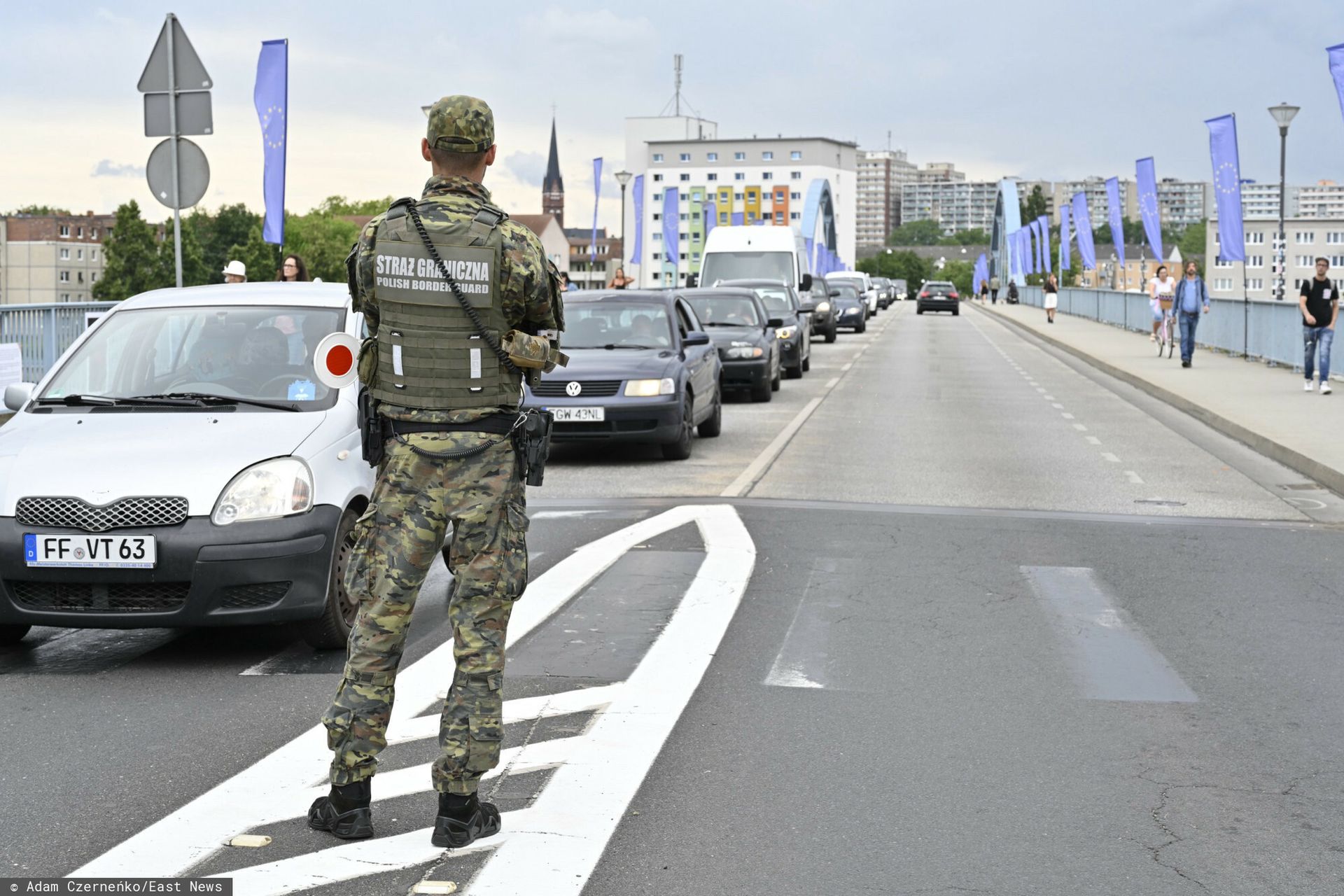 Kontrole na granicy. SG podaje nowe dane