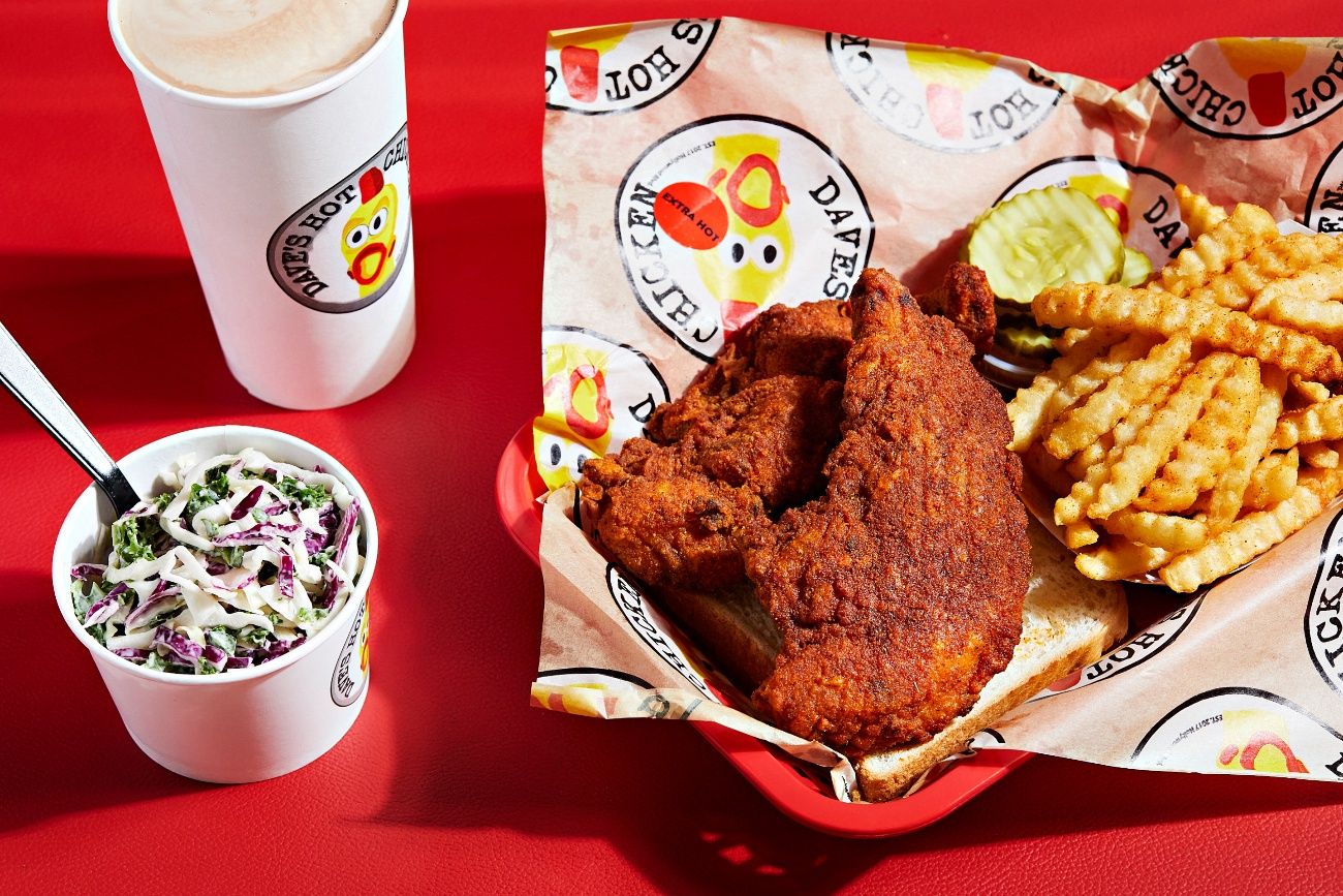Kolejny rywal KFC wchodzi do Polski. Na start chce otworzyć 25 lokali
