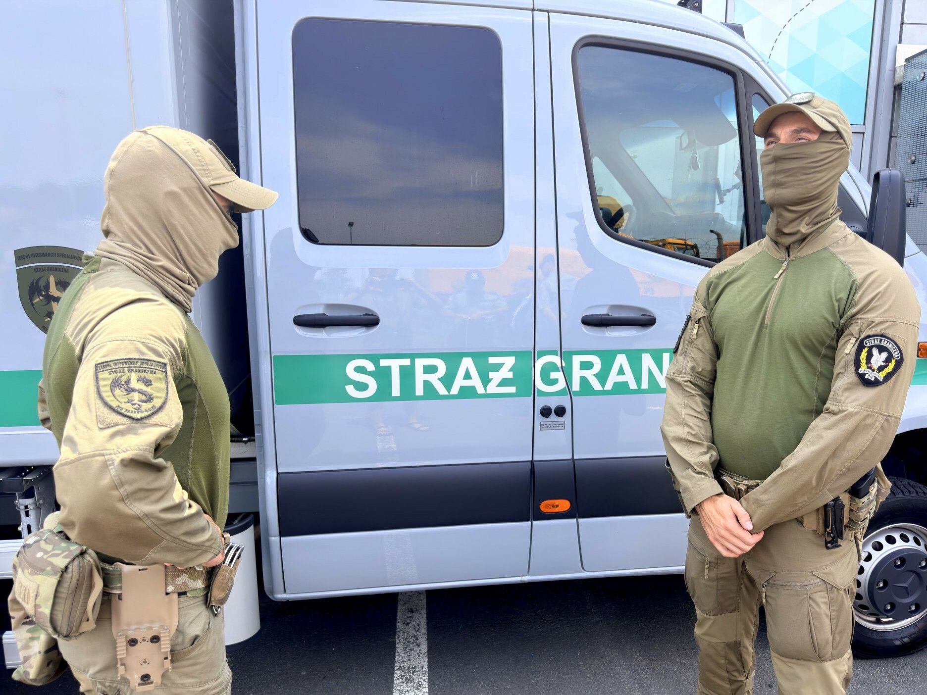 Wpadł na lotnisku w Warszawie. Był poszukiwany czerwoną notą Interpolu
