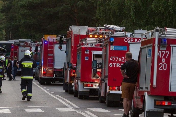 Duży pożar w Strzegomiu. Kłęby dymu nad miastem