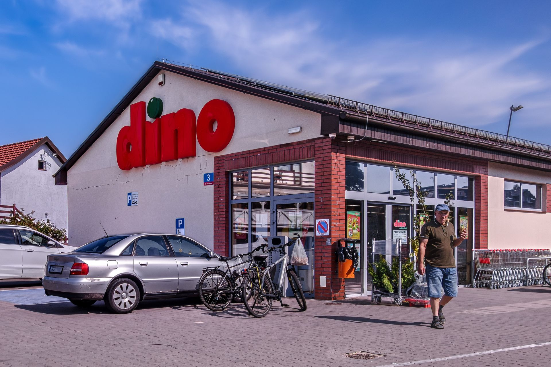 Francuski portal o Dino Polska: jedna z najszybciej rosnących sieci w Europie. Padło porównanie do Carrefoura