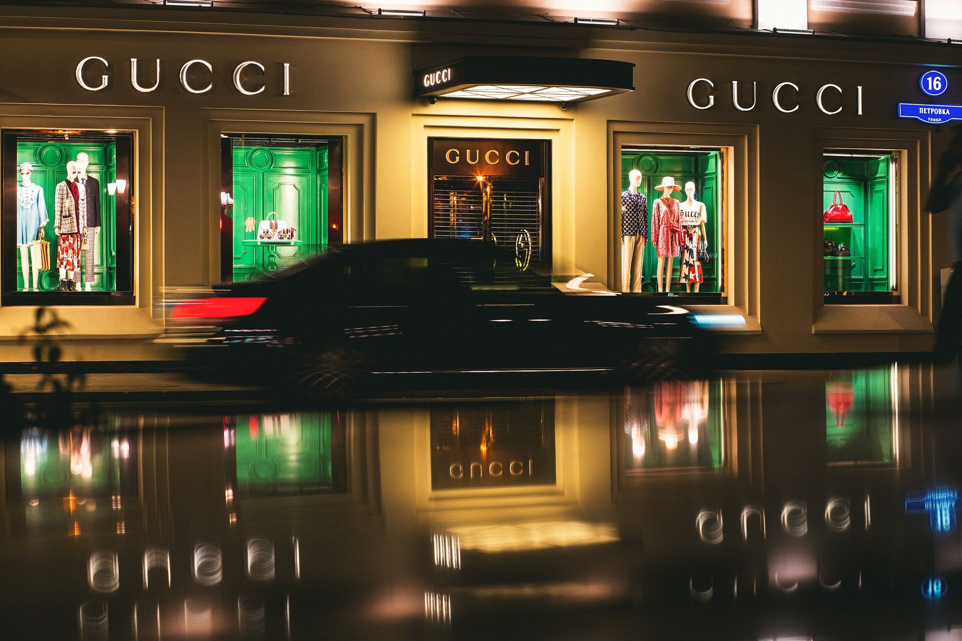 Gucci, Chloe i Loewe ukarane grzywną za praktyki cenowe