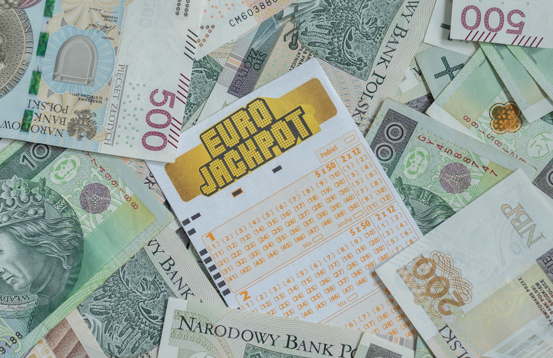 Polak wygrał w Eurojackpot. Oto gdzie kupił szczęśliwy kupon