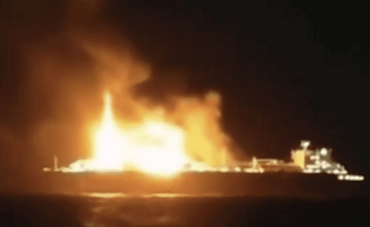 Rosyjski tankowiec płonie na Morzu Śródziemnym. To nie Iran