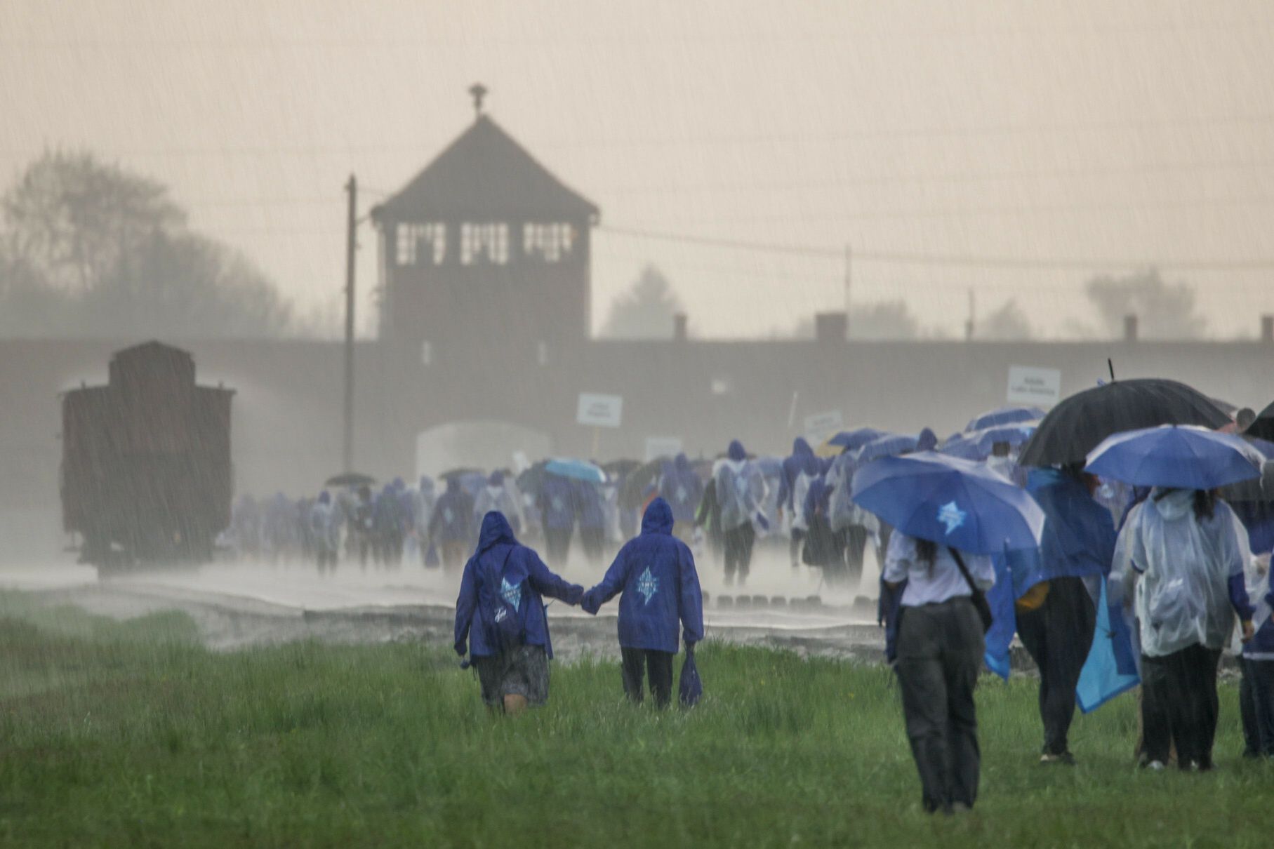 Chcieli licytować pamiątki po Holokauście. Teraz trafiły do Izraela