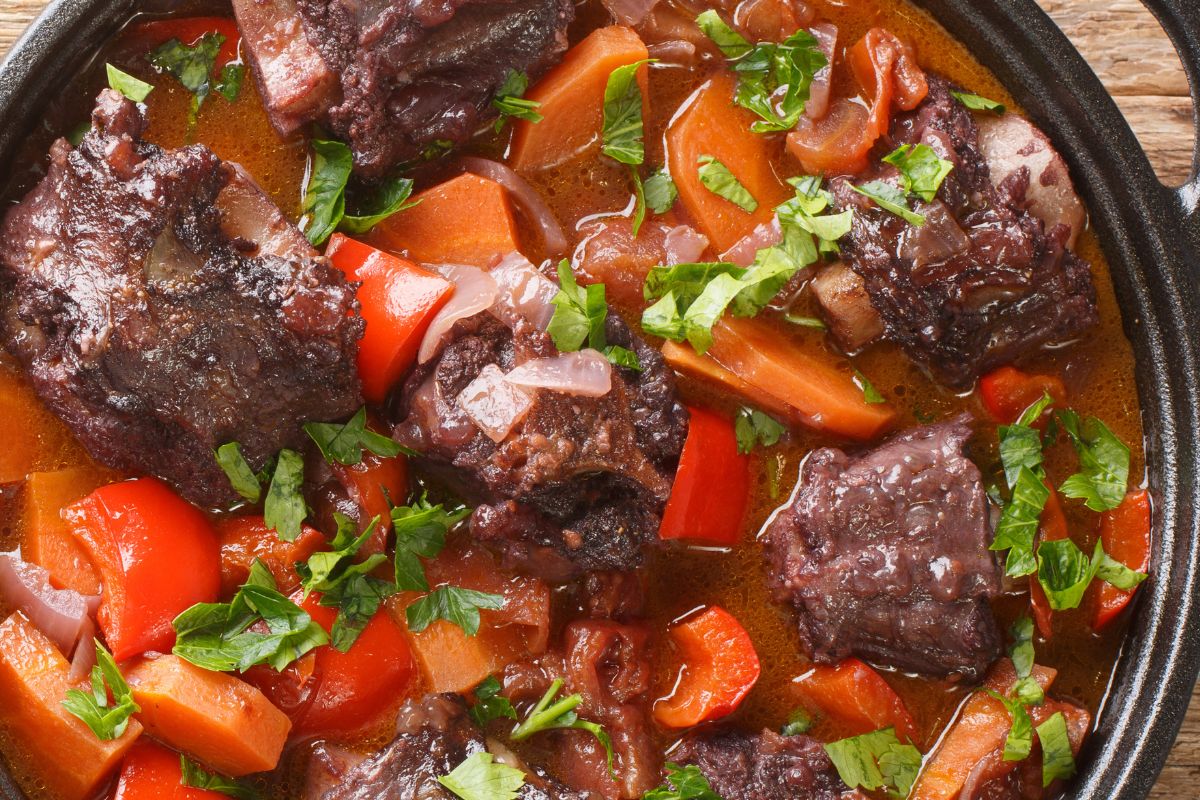 W Andaluzji się zajadają. Polacy dziś patrzą na to wyjątkowe mięso z niechęcią, choć w PRL-u było przysmakiem