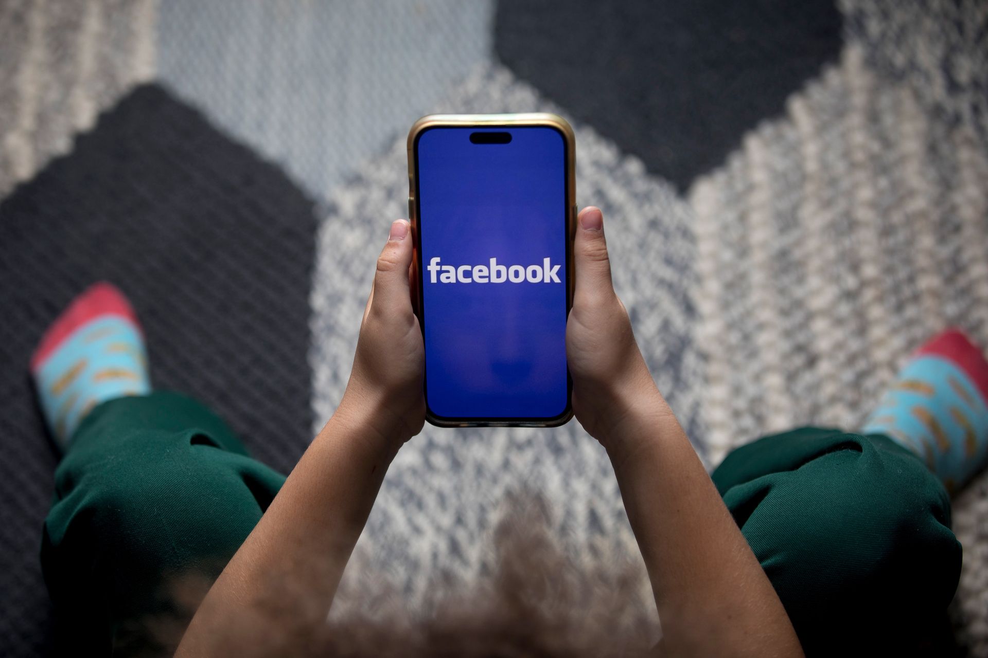 Facebook chce wprowadzić zaskakujące ograniczenie. realizowane są testy