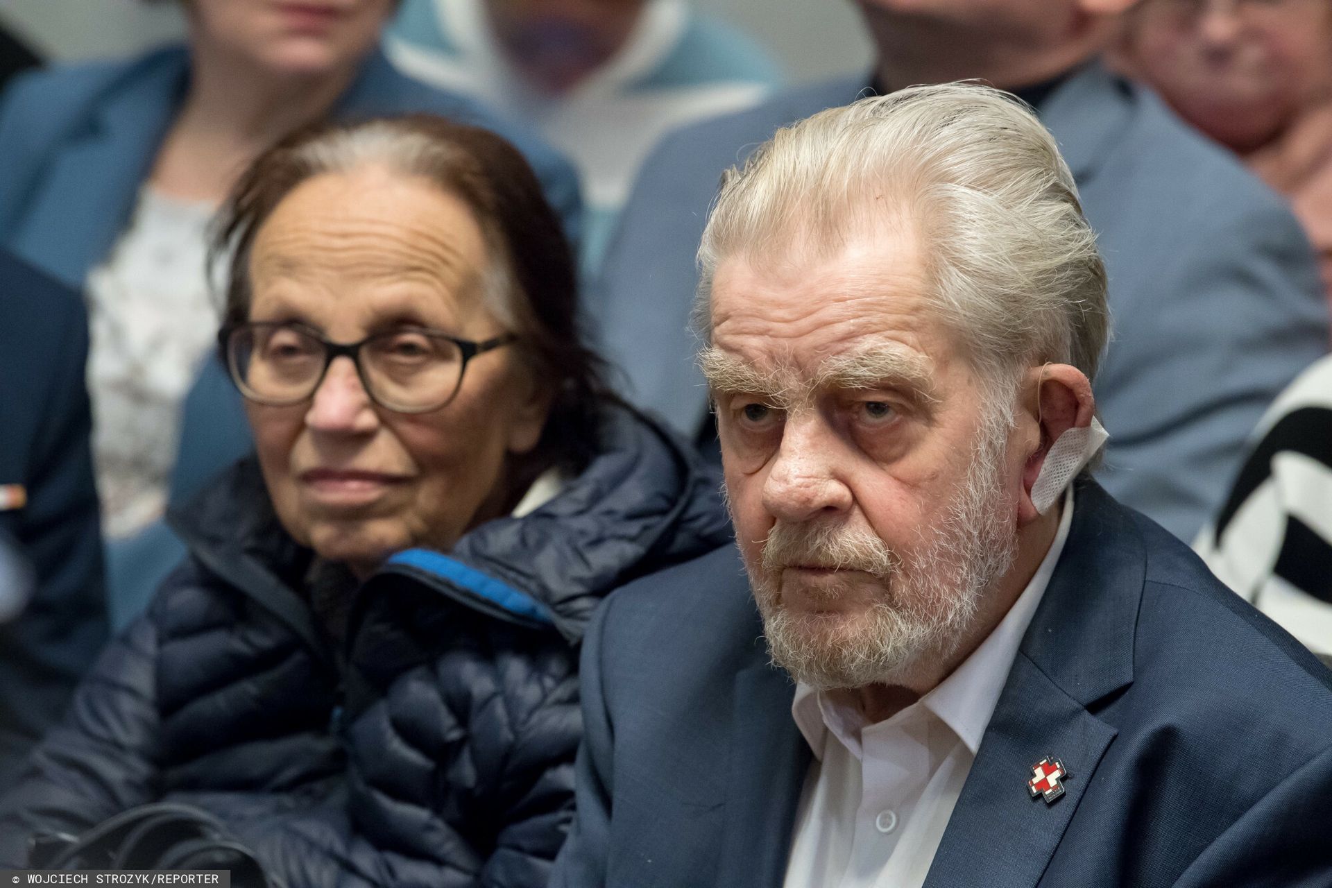 Przelali 385 tys. zł w dwa lata. Gwiazdowie odpowiadają na apele PiS