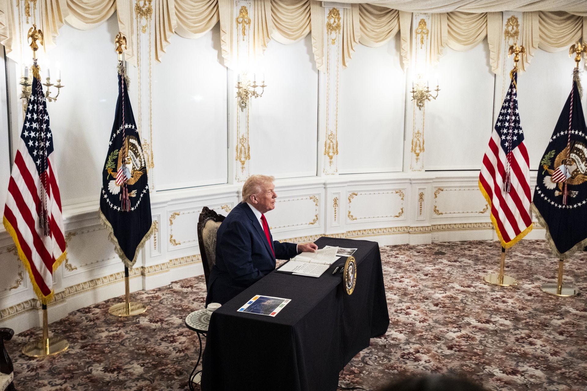 Rozmowy pokojowe rozpoczęte