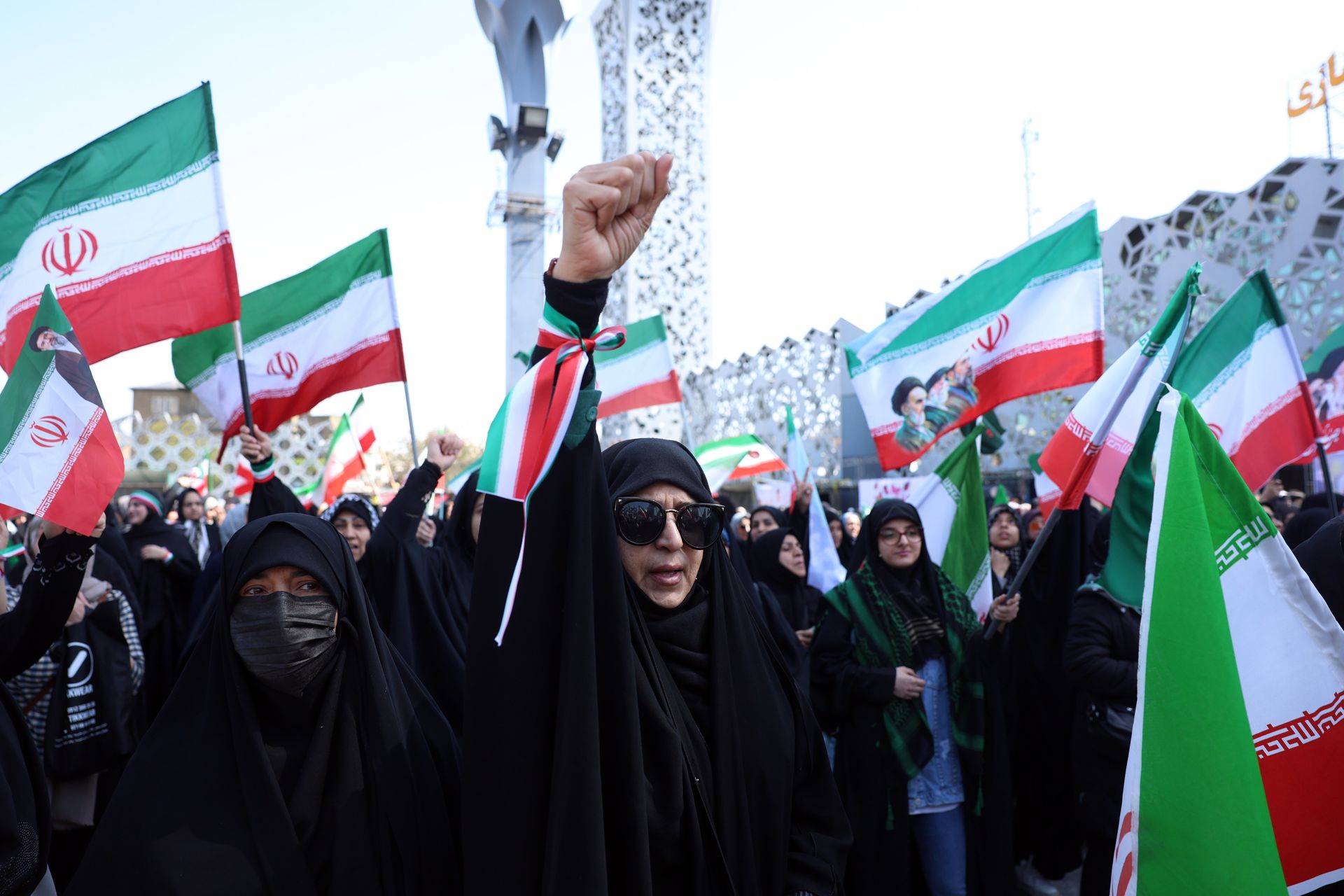 Iran szuka szpiegów. Cztery osoby zatrzymane