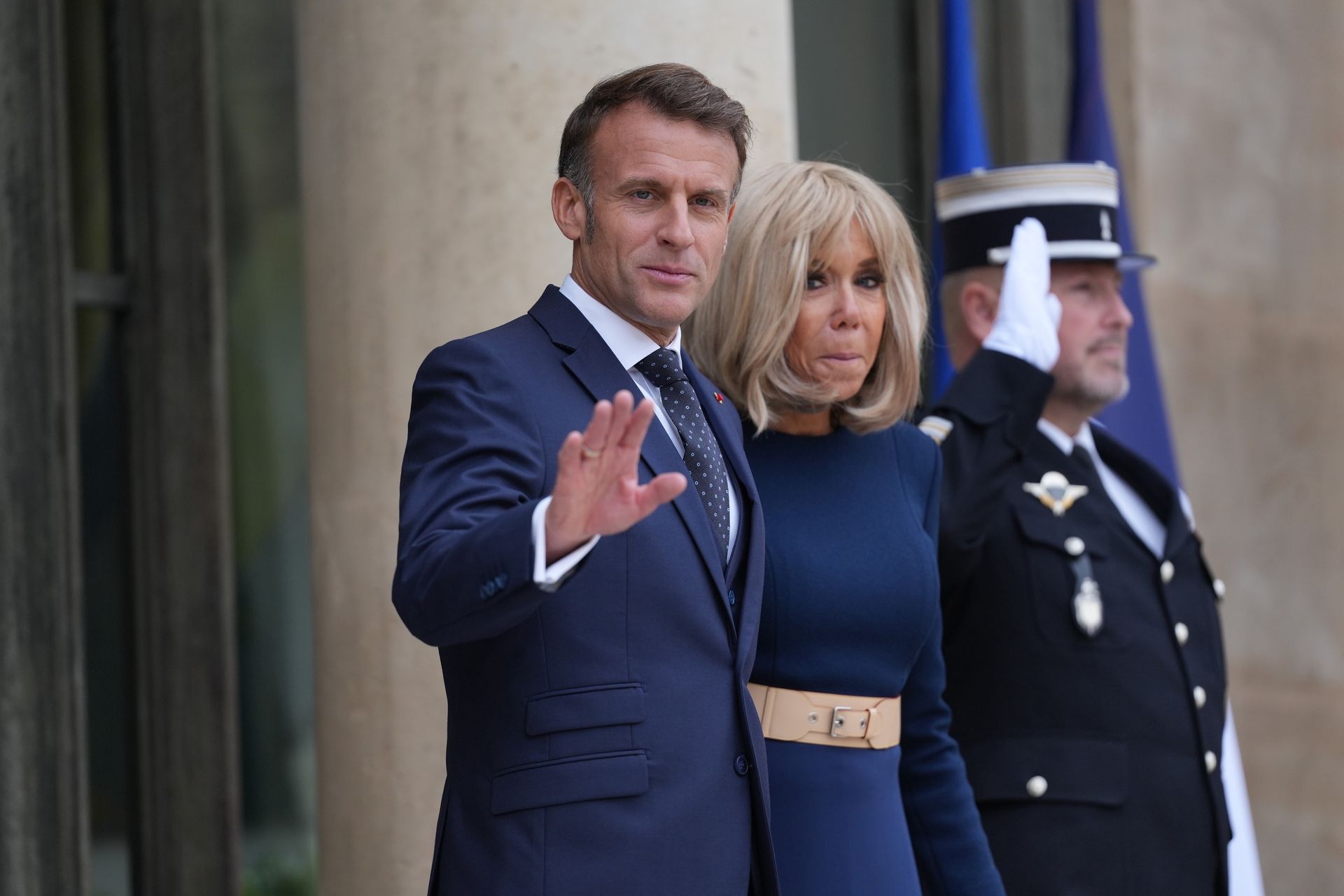 10 osób stanie przed sądem za nękanie Brigitte Macron
