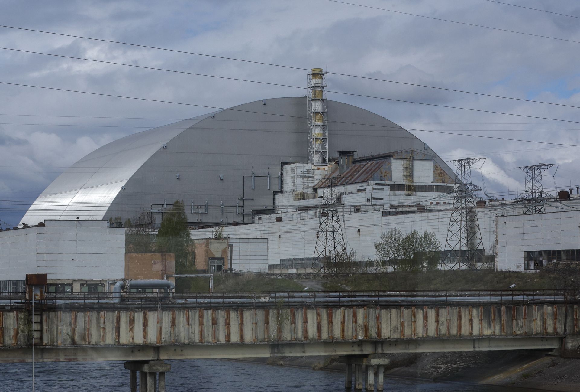 "Bezradność świata". Ekspert grzmi po atakach Rosji na Czarnobyl