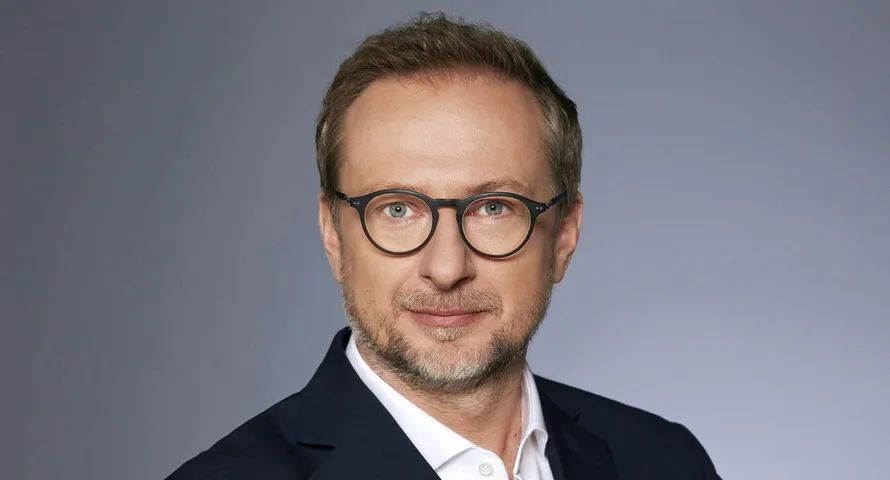 Agora chce ogromnego odszkodowania od państwa. Za opóźnienie ws. praw autorskich