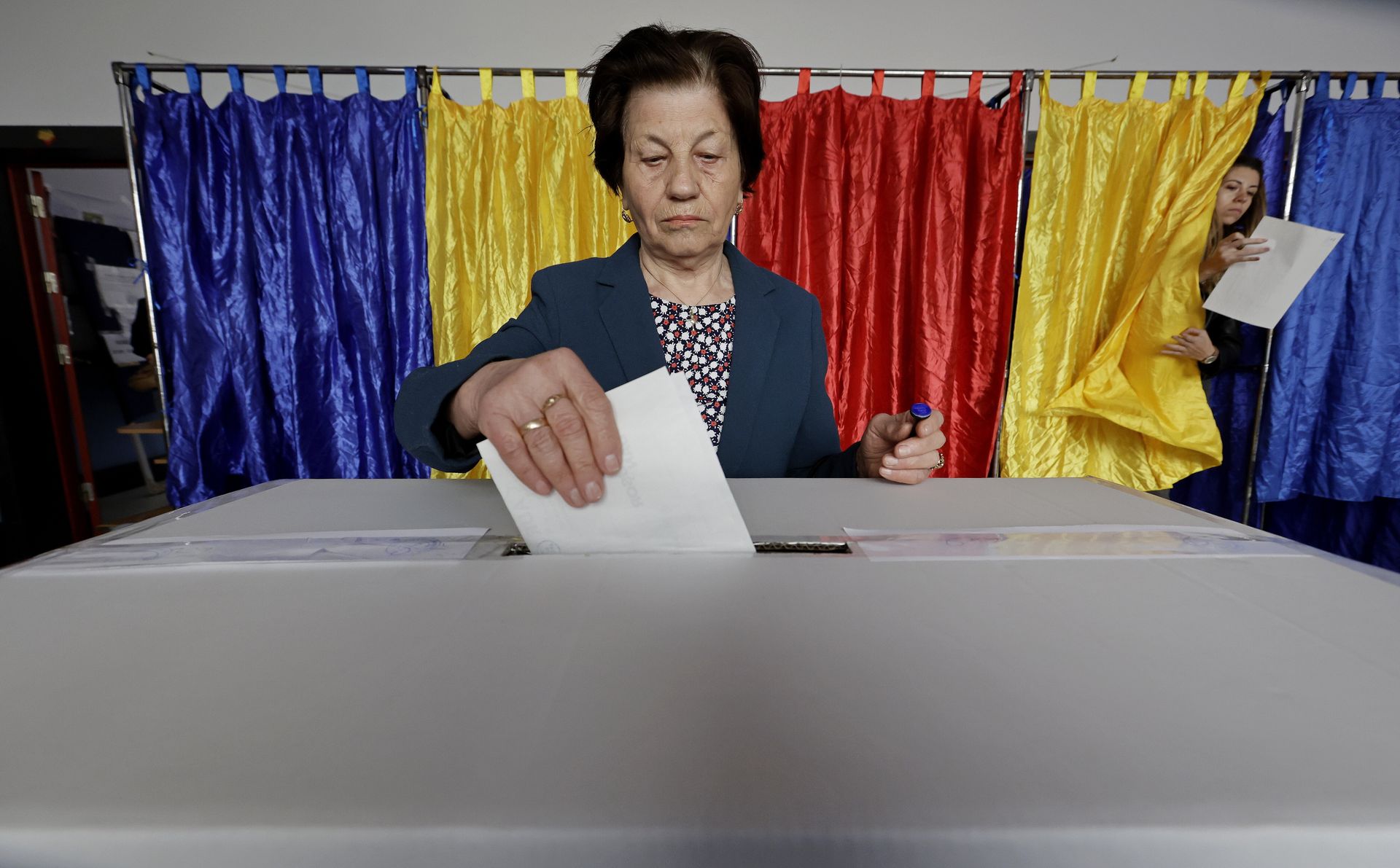 Niepokojące głosy ws. wyborów w Rumunii. "Są znaki ingerencji rosyjskiej"