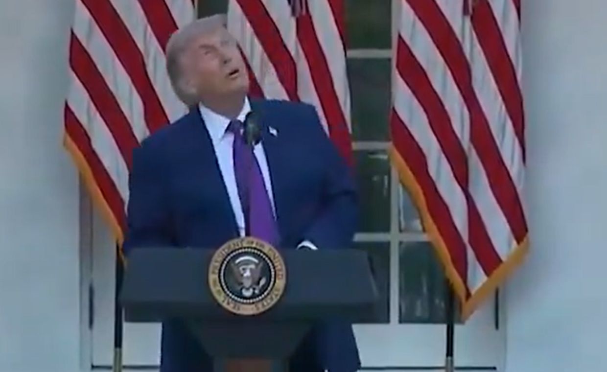 "Myślałem, iż to dron". Niestosowny "żart" Trumpa