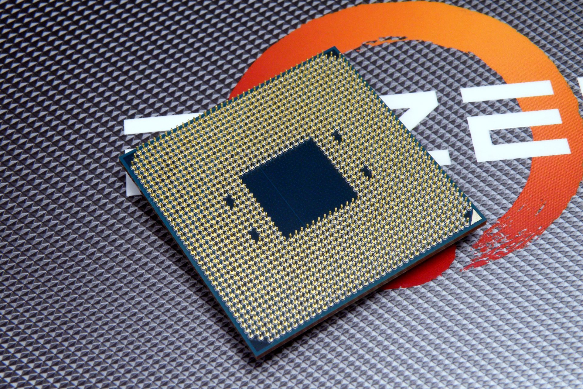 AMD dorzuca do oferty Ryzen 5 5500F i Ryzen 5 7500. Dla kogo nowe procesory?