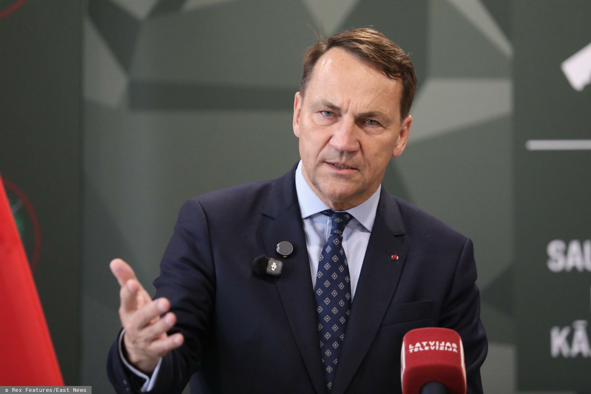 Sikorski: Rosja może szykować duże działanie