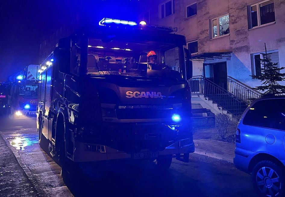 Strażacy uratowali mężczyznę. Apelują do Polaków