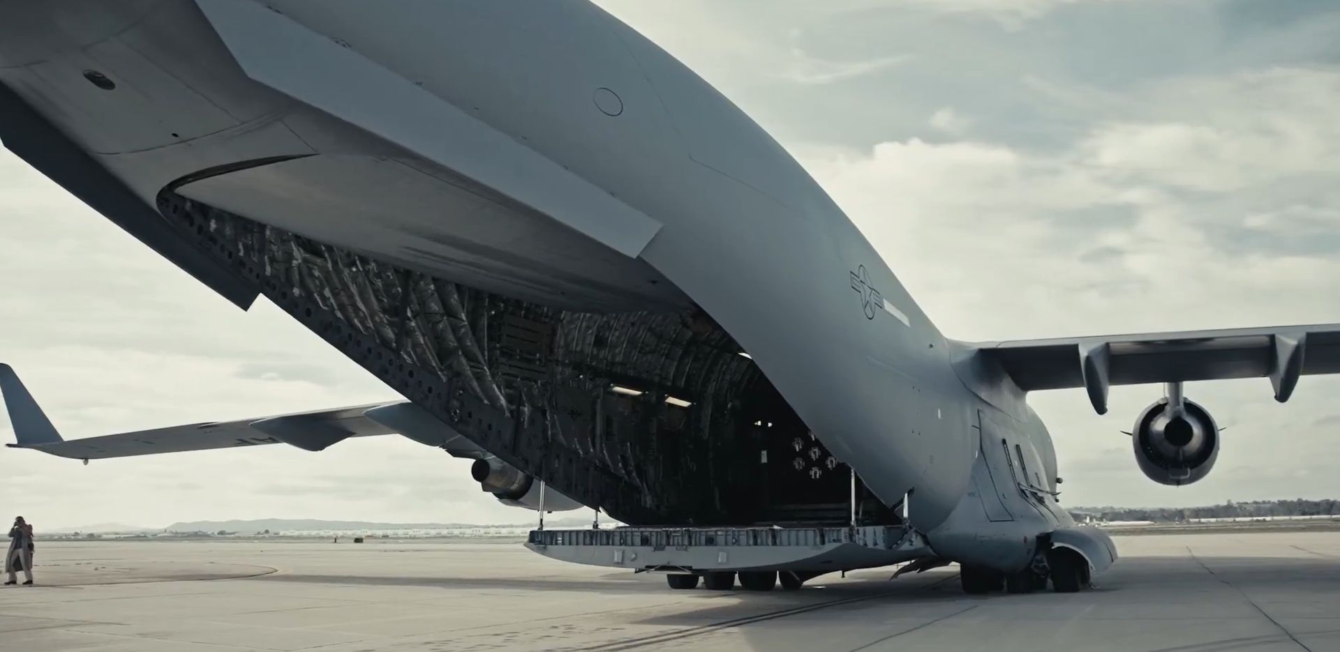 Pierwszy taki test. Przenieśli reaktor samolotem