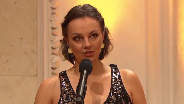 WPADKA prowadzącej na Konkursie Chopinowskim. Po chwili przeprosiła finalistę