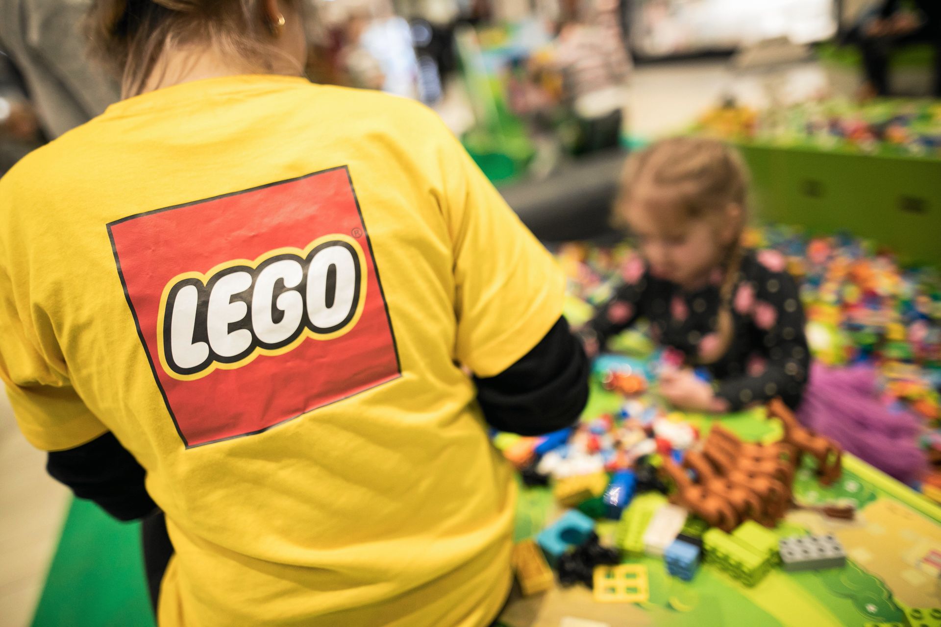 Lego rozda klocki za darmo. To akcja na walentynki