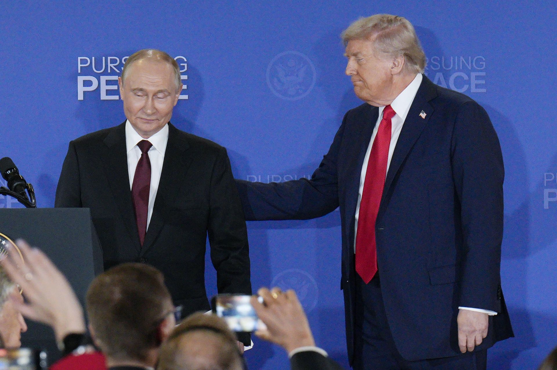 "Nie sądzę". Były doradca Trumpa o "przyjaźni" z Putinem