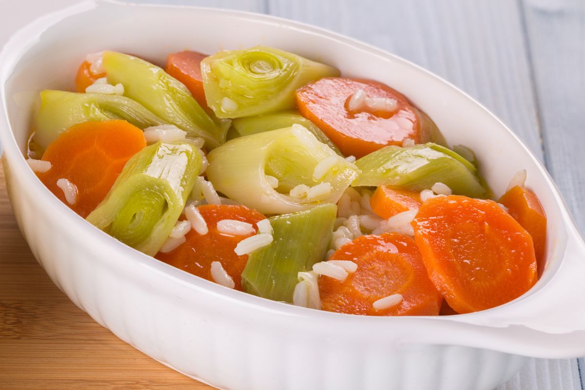 Podają do obiadu zamiast surówki. My dusimy kapustę, Turcy wolą inne warzywo