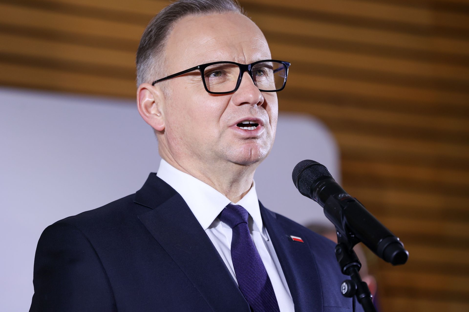 "Ustawie tej zarzucam niezgodność". Duda wnioskuje do TK o kontrolę
