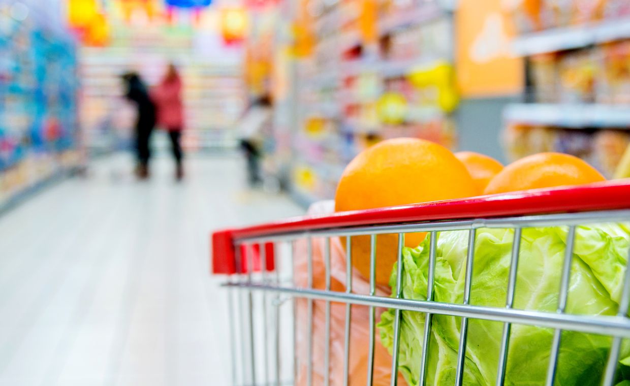 Święto Konstytucji 3 maja 2025. Czy dziś sklepy są otwarte?