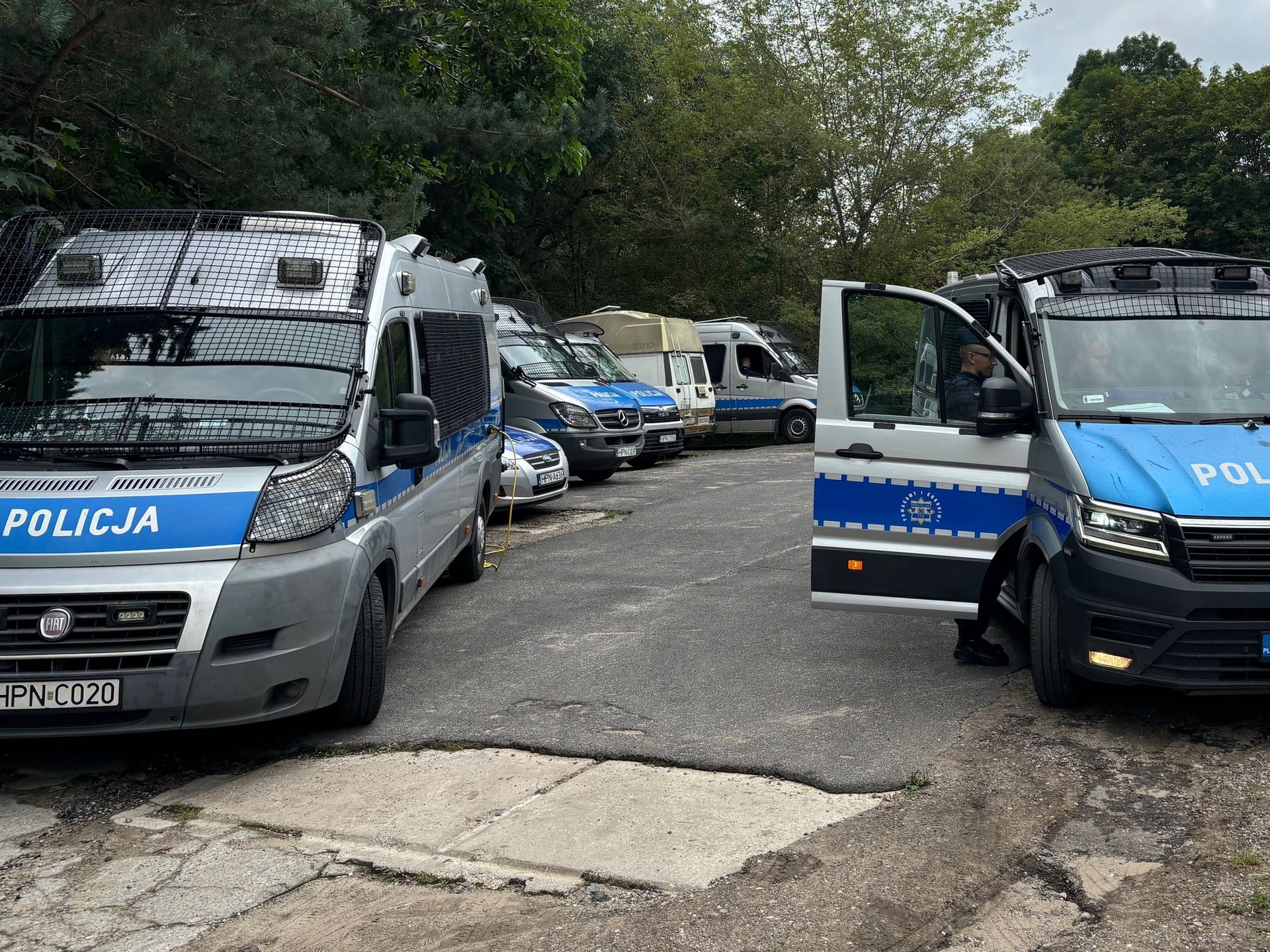 Tragiczna śmierć na Mazowszu. Znaleziono ciało młodego mężczyzny