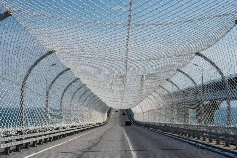 Desperacki plan Rosjan. Tak chcą ochronić setki km "autostrady śmierci"