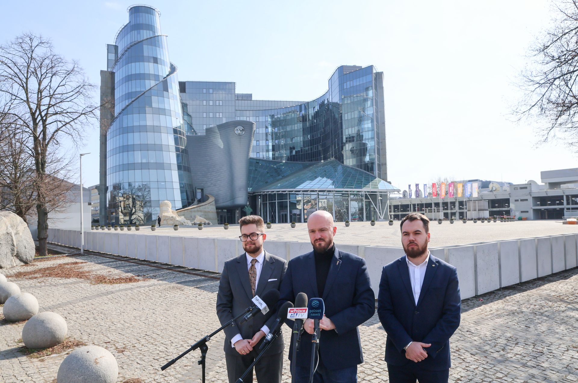 "Rządowa tuba propagandowa". Politycy Konfederacji chcą likwidacji TVP Info