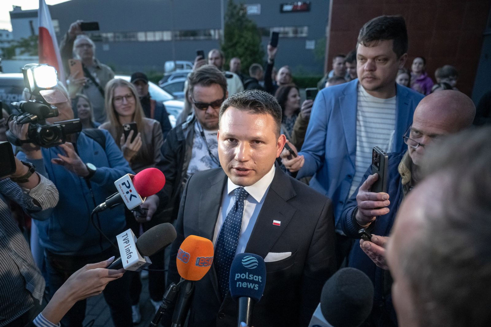 Menzten miał rozdawać karty? "Okazało, iż on został rozegrany"