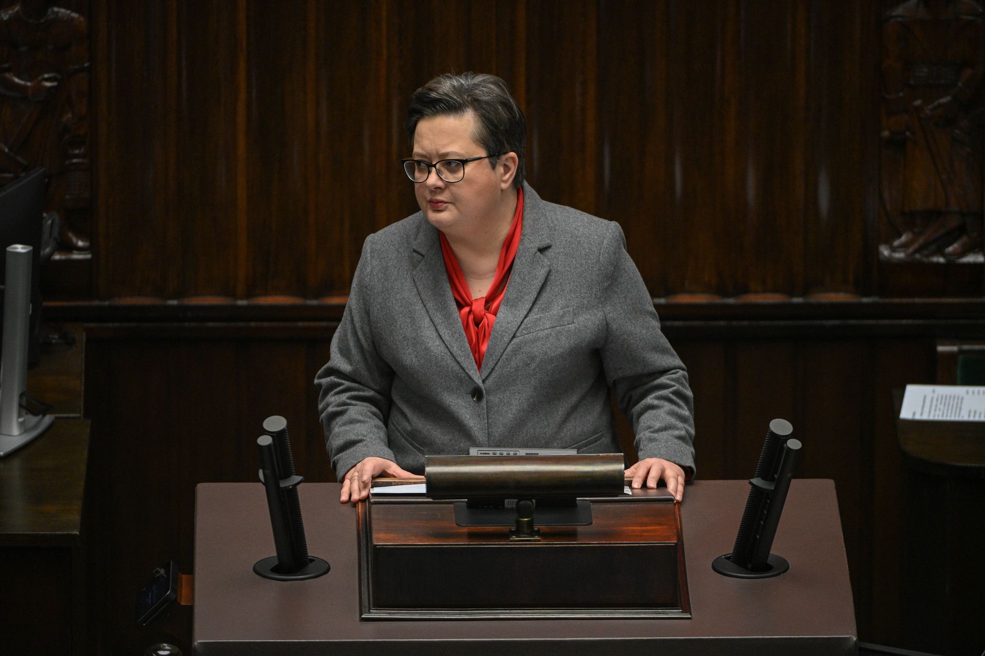 Lubnauer o wecie Nawrockiego dot. SAFE. "Kopie po kostkach"