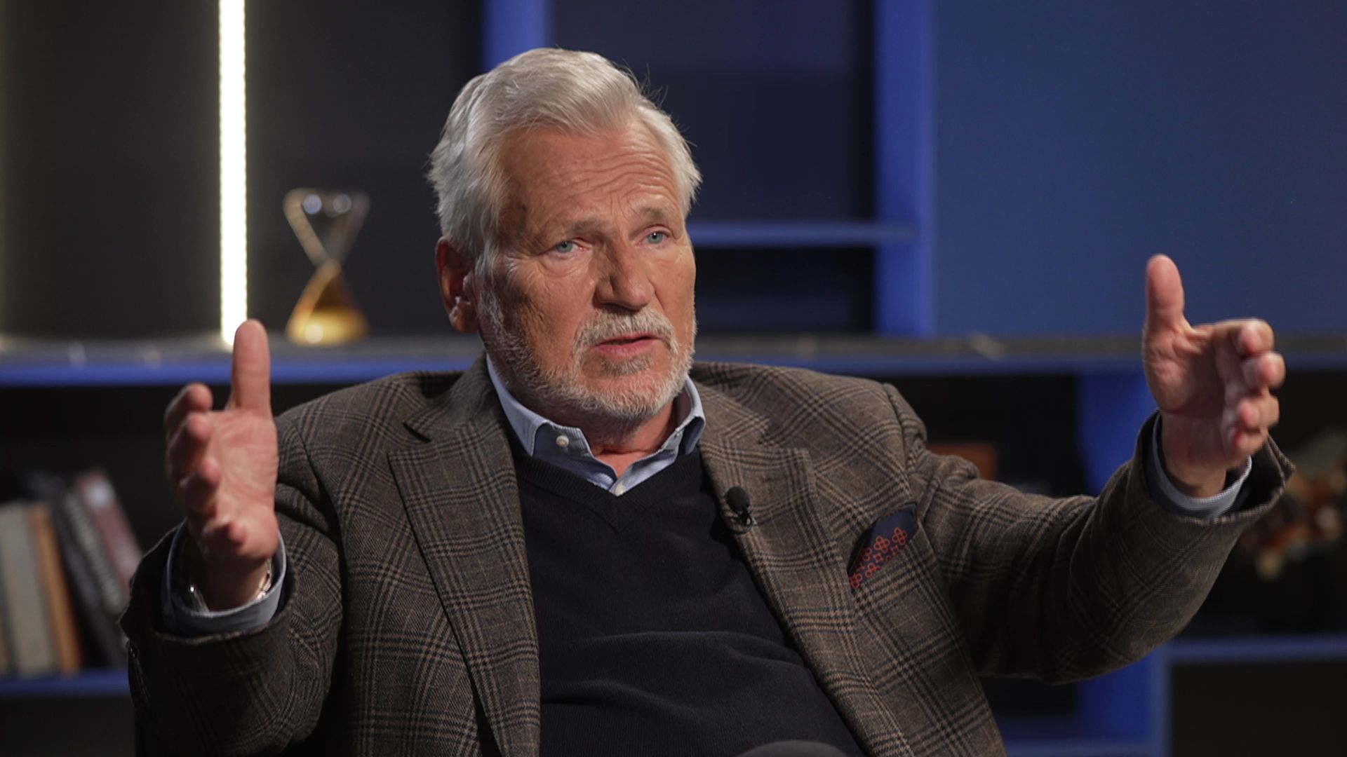 "Chce być akuszerem nowego układu". Kwaśniewski o Nawrockim