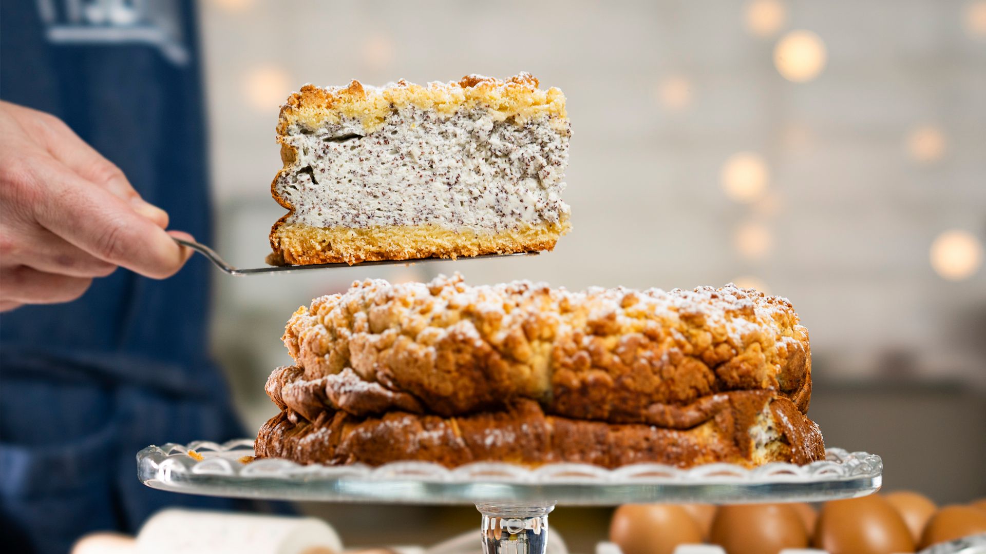 Ciasto jogurtowo-makowe nigdy nie zawodzi. Dosłownie rozpływa się w ustach