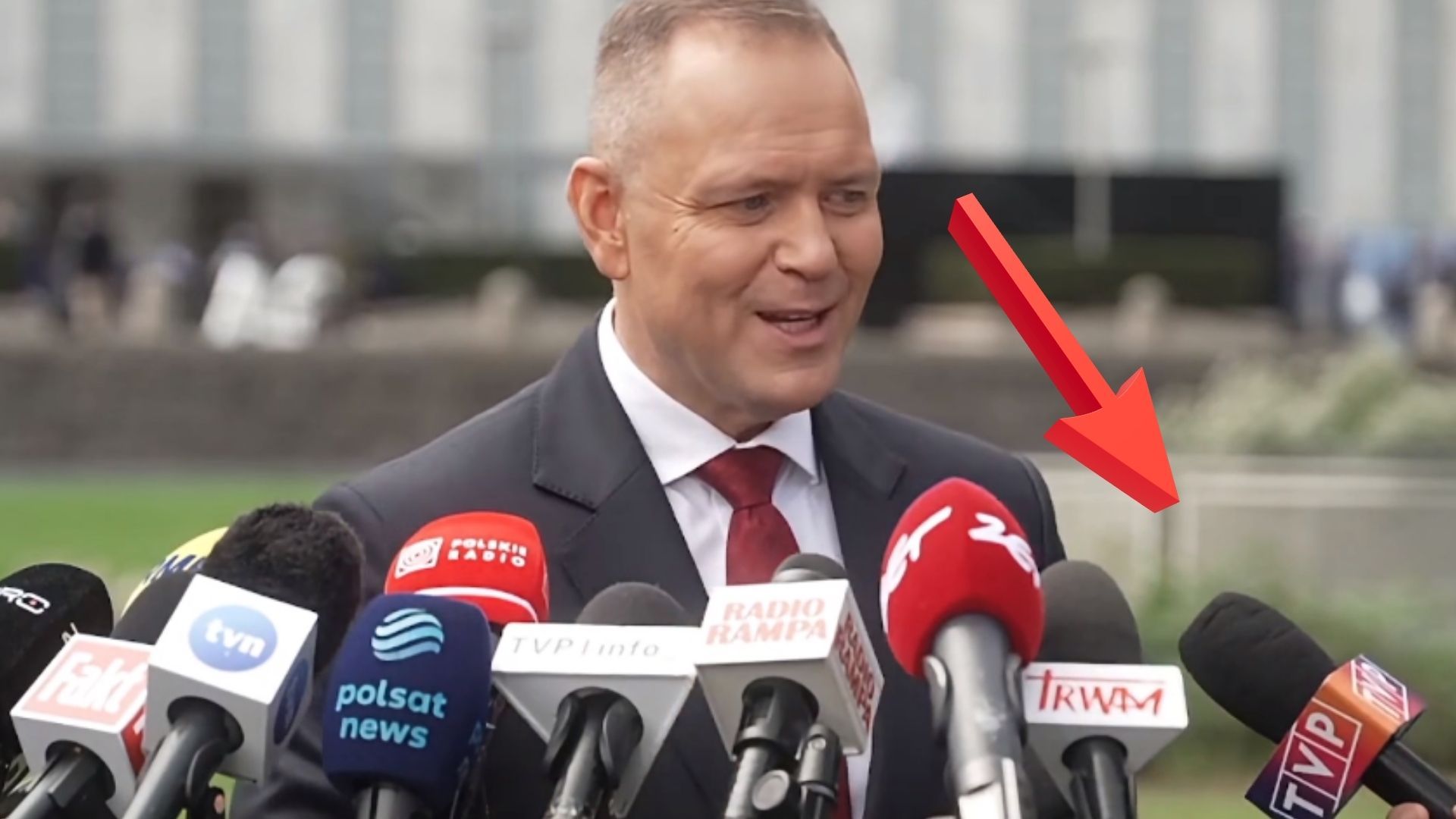 Padło pytanie od TVP. Tak zaczął Nawrocki. "Współczuję pani"