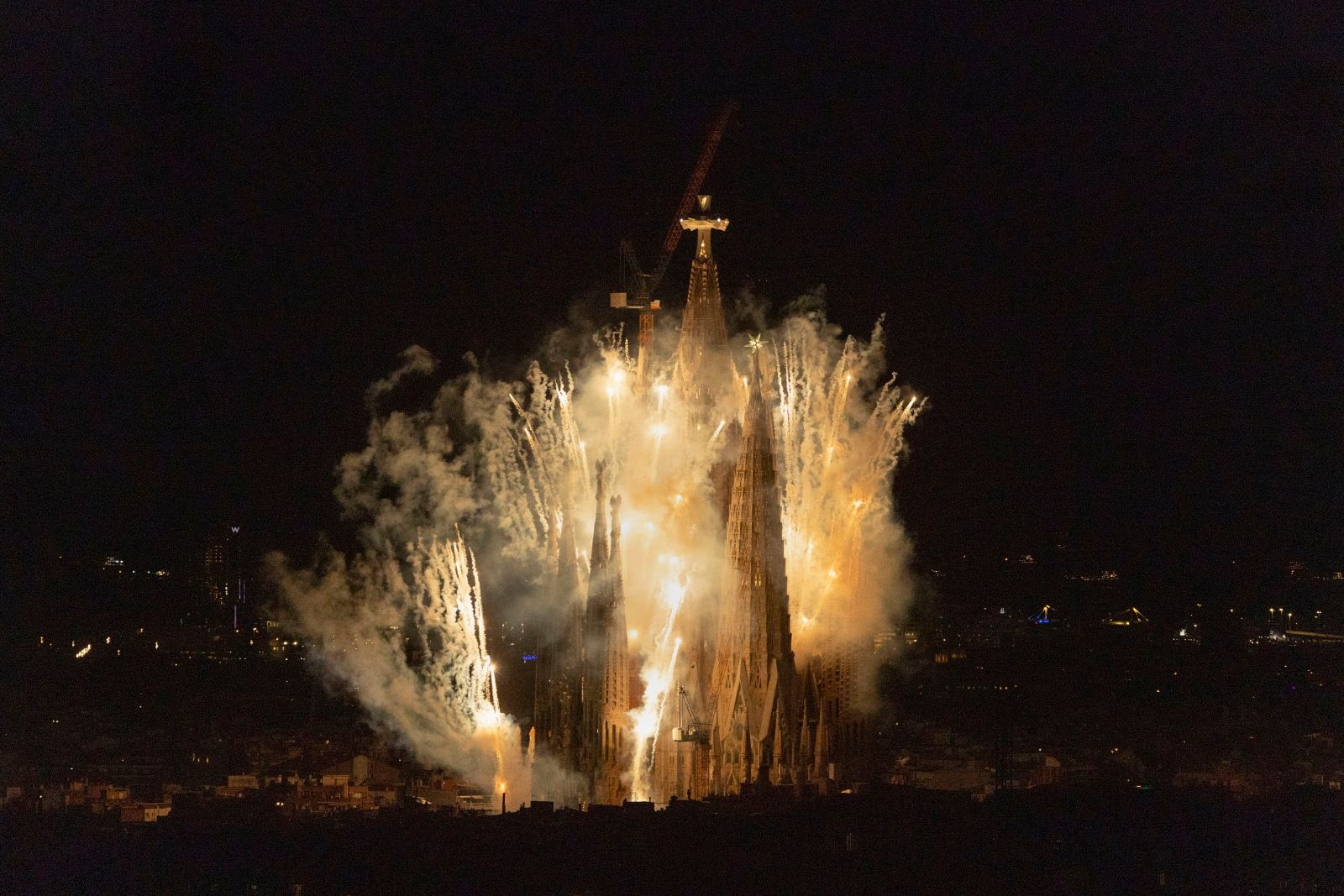 Tłumy przy najwyższym kościele świata. "Bardzo wzruszający moment"