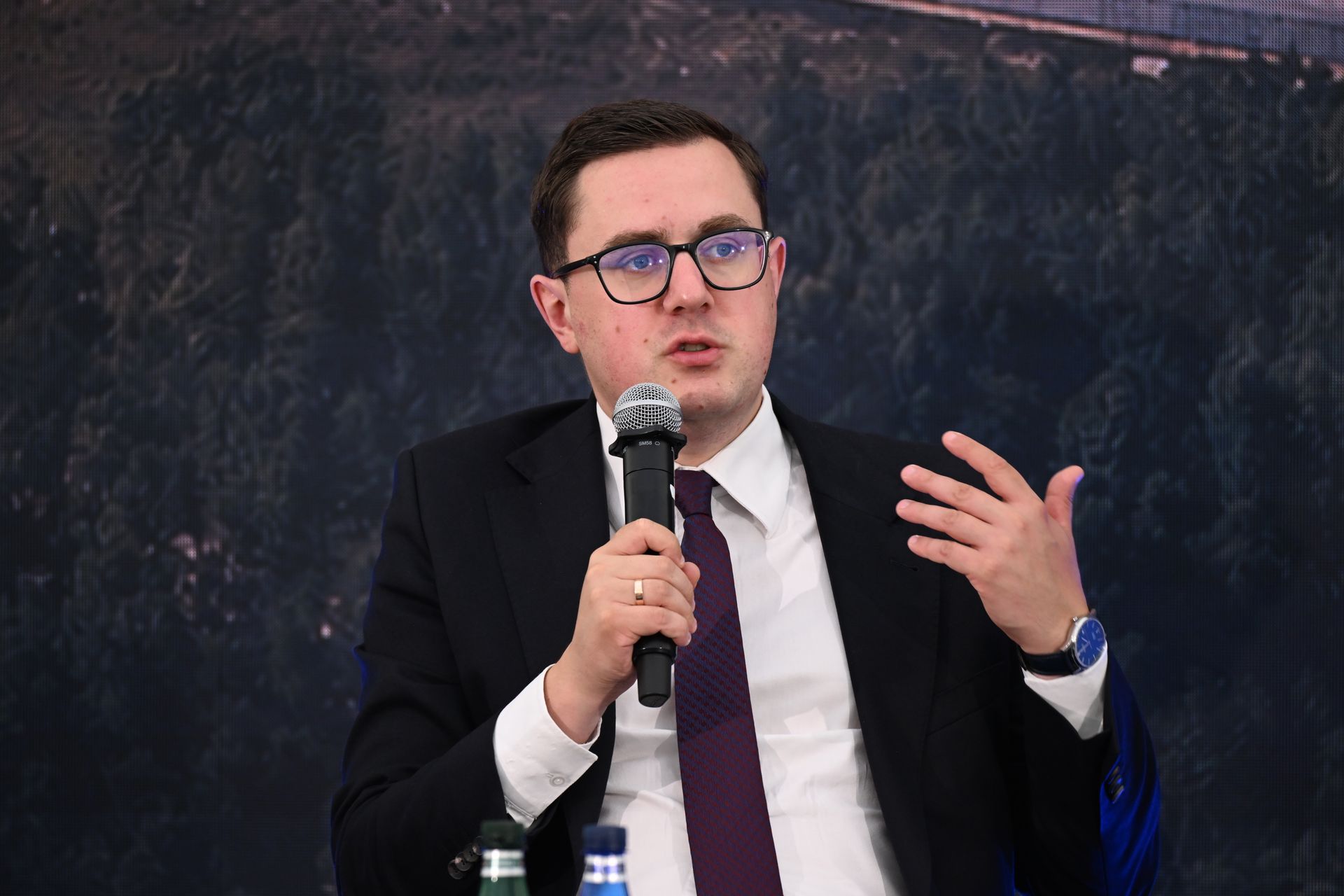 Motyka o ustaleniach WP ws. fundacji "Connect". "To wymaga kontroli"